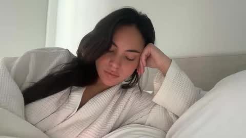 Polly Pocket online show from 12-14-25, 05:51