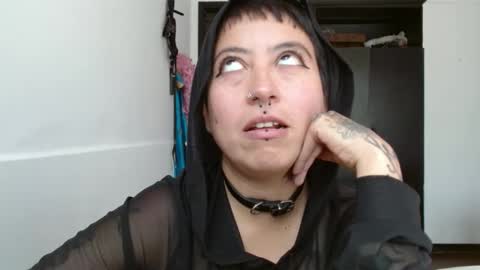 Poly online show from 01-22-25, 06:10