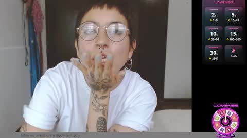 Poly online show from 02-12-25, 08:50