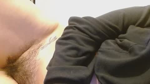 Poly online show from 10-09-25, 04:32