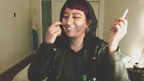 Poly online show from 01-10-26, 01:40