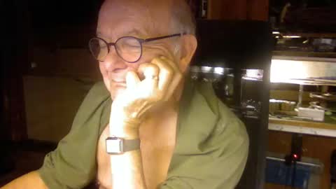 Snapshot of pomme1949 chatting on 10-27-25, 01:48 pomme1949 online show from 10-27-25, 01:48