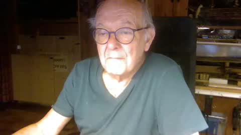 Snapshot of pomme1949 chatting on 11-16-25, 02:33 pomme1949 online show from 11-16-25, 02:33