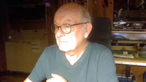 Snapshot of pomme1949 chatting on 12-14-25, 03:17 pomme1949 online show from 12-14-25, 03:17