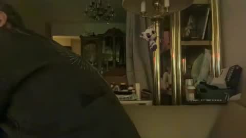 PONCH online show from 12-22-25, 01:46