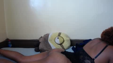 Snapshot of popetykely00 chatting on 12-30-24, 11:04 popetykely00 online show from 12-30-24, 11:04