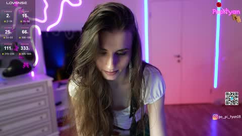 Snapshot of popityan chatting on 02-08-25, 04:03 Louise see you on December 1 at 2200 UTC3 online show from 02-08-25, 04:03