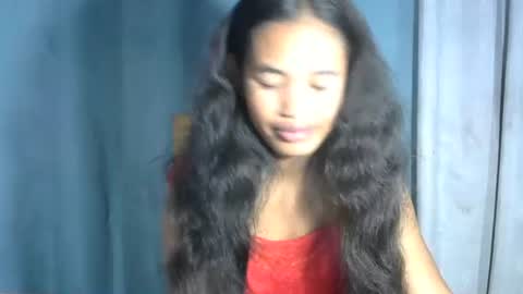 Snapshot of poppy_kelley chatting on 05-11-26, 04:07 Lilly online show from 05-11-26, 04:07
