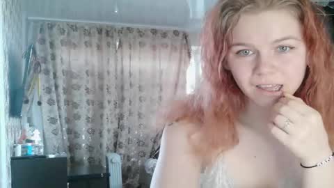 Poppy online show from 10-04-25, 09:51