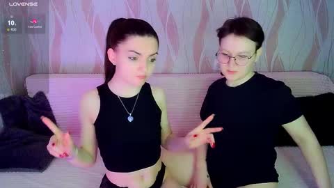 Ana and Tati online show from 12-05-25, 08:49