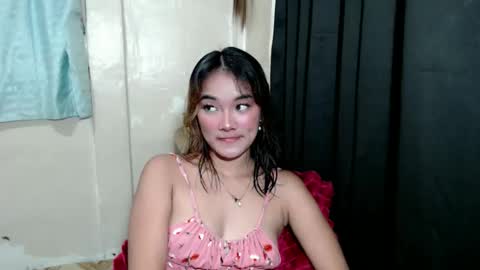 Snapshot of pornstar_kia chatting on 05-14-26, 11:06 pornstar_kia online show from 05-14-26, 11:06