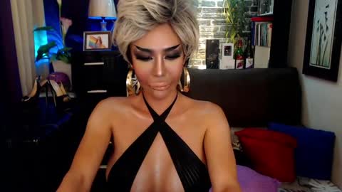 DivaGray online show from 04-08-26, 09:26