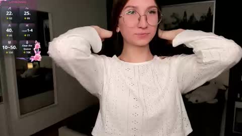 Elizabeth online show from 09-12-25, 07:14