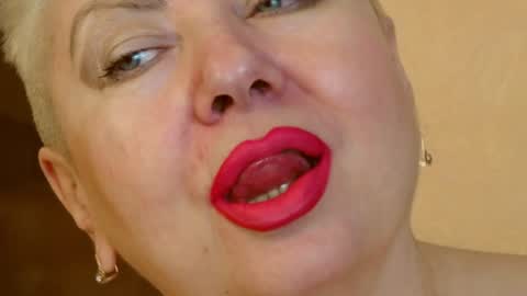 LADY POSH online show from 12-27-24, 05:52