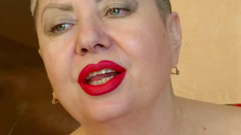 LADY POSH online show from 01-15-25, 02:06