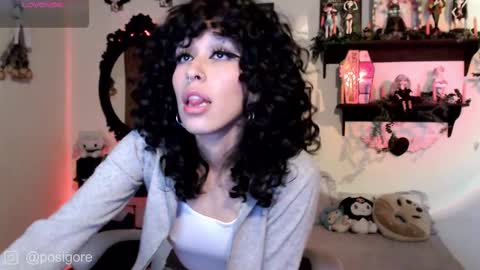 Snapshot of posigore chatting on 02-10-25, 08:42 Anna Goth independient model online show from 02-10-25, 08:42