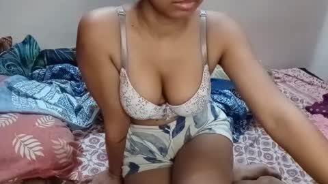 poulomi online show from 02-25-25, 04:42