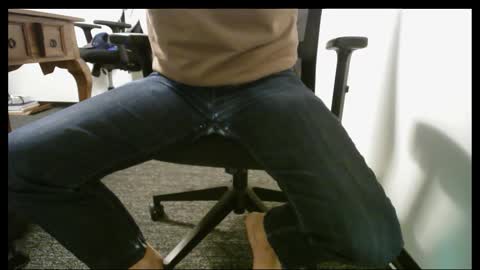 Snapshot of poundtownusa2016 chatting on 10-19-25, 05:02 ConchilDog online show from 10-19-25, 05:02