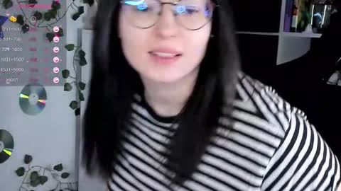 Robyn online show from 01-10-26, 01:35