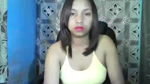 Snapshot of power_sexy chatting on 05-04-26, 03:35 LARISSAH online show from 05-04-26, 03:35