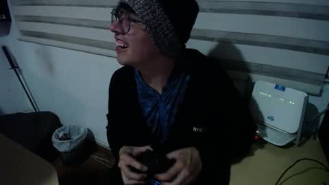 powerfulzeus2 online show from 01-08-26, 02:03