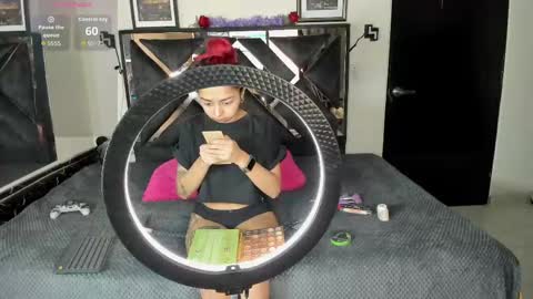 Snapshot of poyson_ivy1 chatting on 05-12-26, 12:08 poyson_ivy1 online show from 05-12-26, 12:08