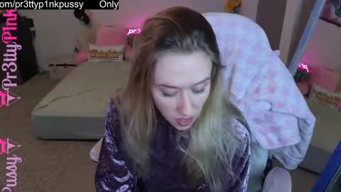 Evangeline Eva Darling online show from 02-15-25, 04:47