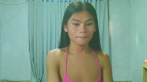 Snapshot of precious_athena chatting on 01-10-25, 11:29 precious_athena online show from 01-10-25, 11:29