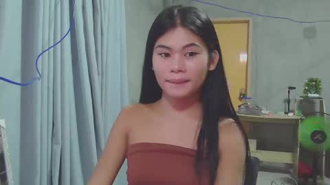 Snapshot of precious_athena chatting on 02-06-25, 09:49 precious_athena online show from 02-06-25, 09:49