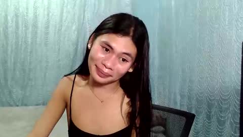 Snapshot of precious_athena chatting on 09-14-25, 12:37 precious_athena online show from 09-14-25, 12:37