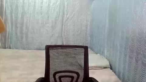 Snapshot of precious_athena chatting on 09-22-25, 11:23 precious_athena online show from 09-22-25, 11:23
