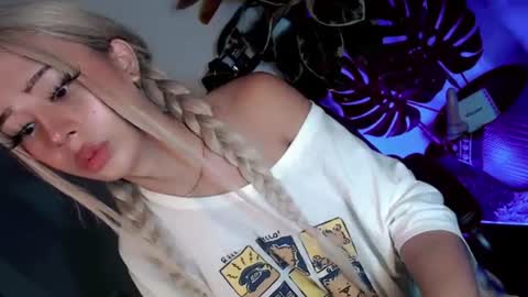 GODDESS PRECIOUS online show from 06-22-26, 07:16