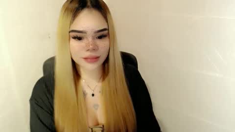 MAXXINE online show from 02-14-26, 11:07