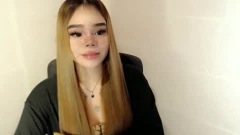 MAXXINE online show from 04-02-26, 03:48