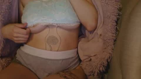 preciouspink6 online show from 01-10-25, 06:42
