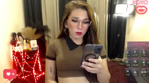 Snapshot of preciousrosedoll chatting on 11-06-25, 03:29 Rosedoll online show from 11-06-25, 03:29