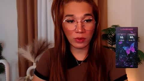 Snapshot of preciousrosedoll chatting on 03-04-26, 07:36 Rosedoll online show from 03-04-26, 07:36