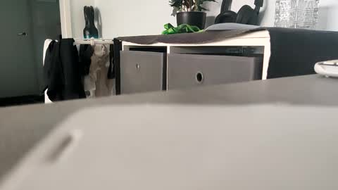 Snapshot of precummilker chatting on 09-10-25, 05:51 precummilker online show from 09-10-25, 05:51