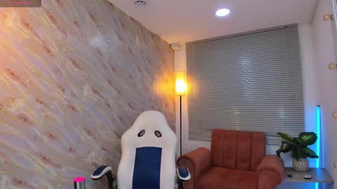 Luna online show from 03-03-26, 11:27