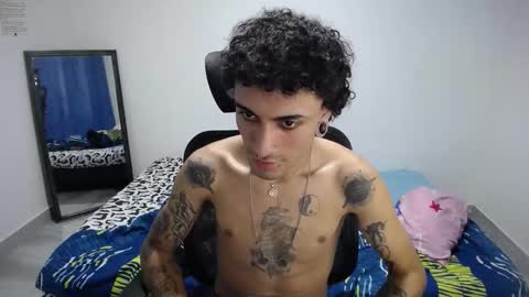 Plux online show from 11-15-25, 08:11