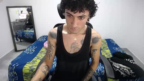 Plux online show from 11-18-25, 07:46