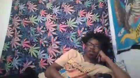 Snapshot of presidentialbryana chatting on 11-12-25, 01:17 Libra Lamont online show from 11-12-25, 01:17