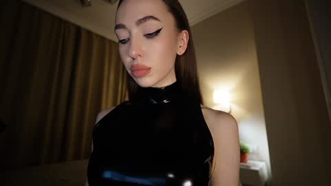 I take a break from streaming  since 17th of Novermber until 1st December online show from 02-06-25, 01:16