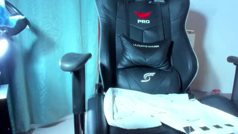 Snapshot of pressure_xxx_420 chatting on 03-05-26, 09:05 PRESSURE online show from 03-05-26, 09:05