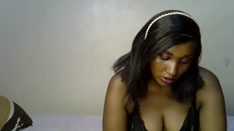 prettiekelly online show from 03-08-25, 06:37