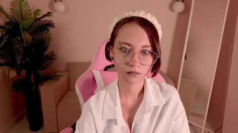 Alisa online show from 10-25-25, 01:24