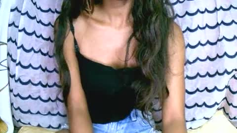 prettiethalia online show from 01-12-26, 09:09