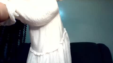 pretty253 online show from 10-15-25, 05:46