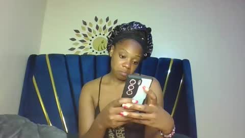 Pretty online show from 02-08-26, 03:48