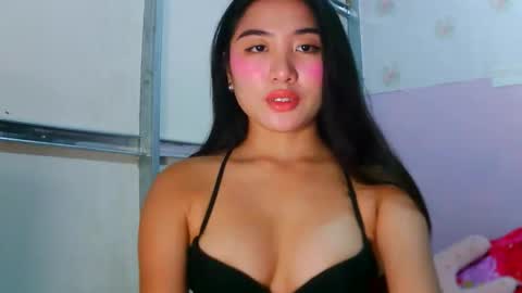 pretty_am online show from 05-08-26, 03:39